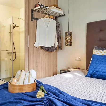 Apartment La Macarena Airport *