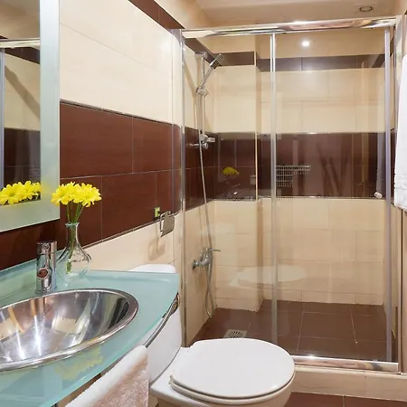 La Macarena Airport Apartment Malaga