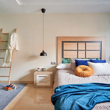 Apartment La Macarena Airport *